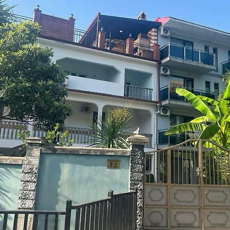 Hotel Ararat 高尼奥 外观 照片