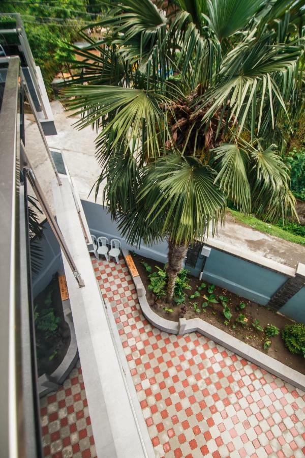 Hotel Ararat 高尼奥 外观 照片
